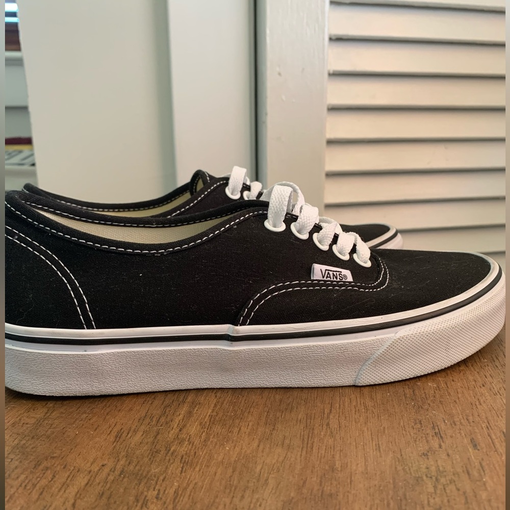 Authentic vans - black vans - classic black vans
